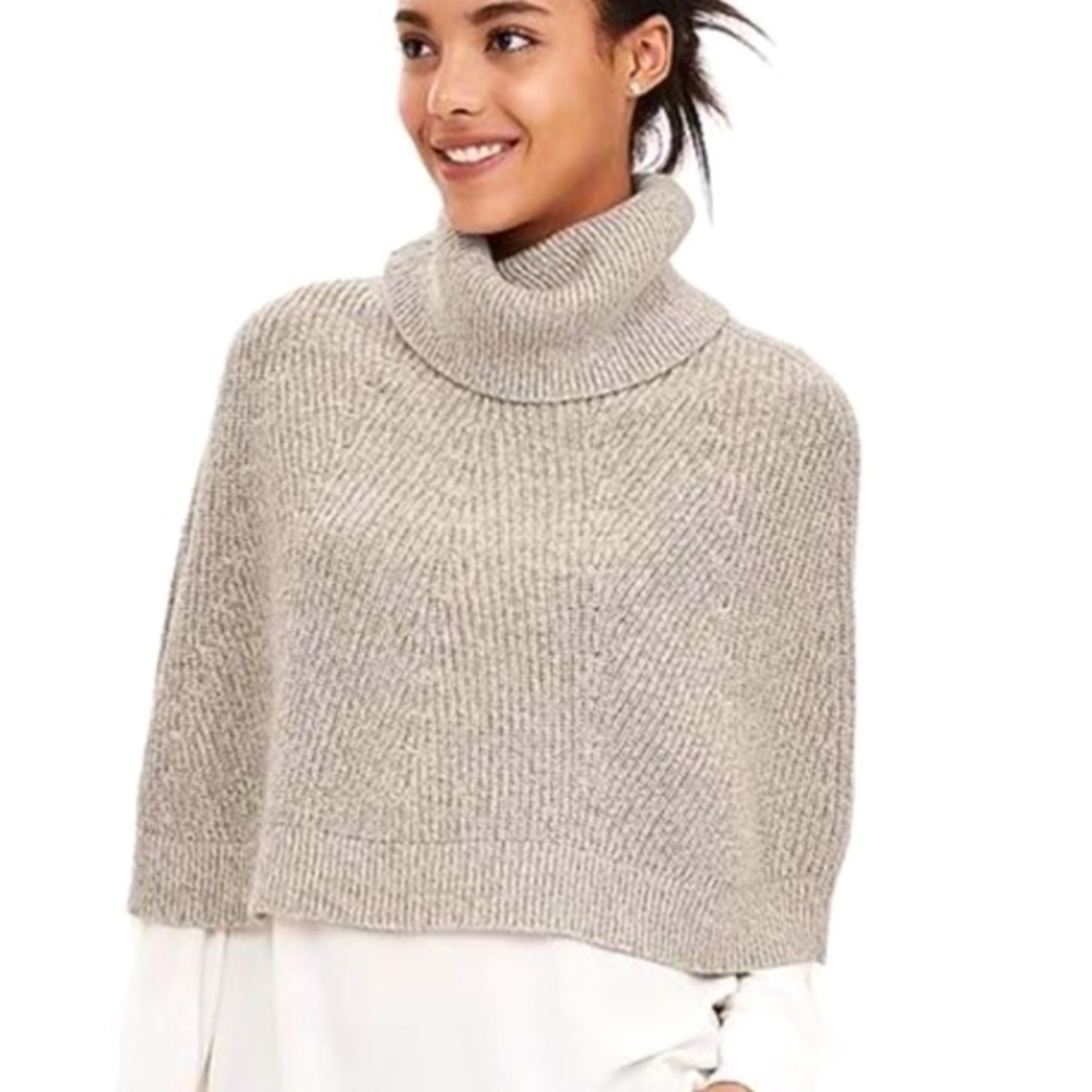 Banana Republic Cropped Sweater Capelet Cream XS